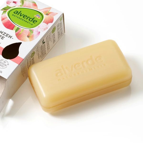 Мило на рослинній олії органічний персик Alverde, 100 g 2243 фото